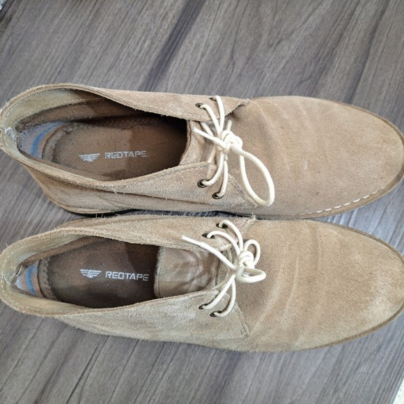 RED TAPE Mens Desert Boot Tan Suede Lace Up Chukka Ankle Boots USA Size 10.5 - Picture 4 of 8